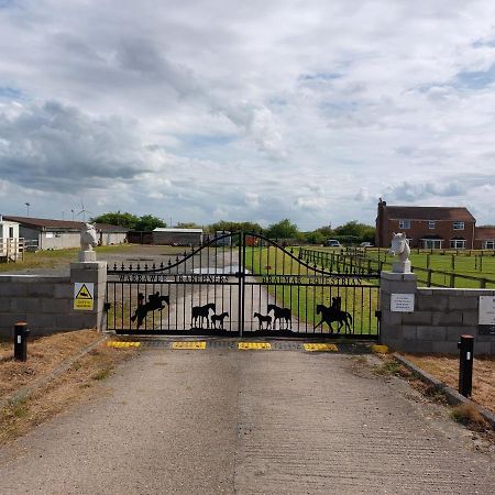 Hotel Braemar Equestrian, East Riding Of Yorkshire Burton Pidsea Exteriér fotografie